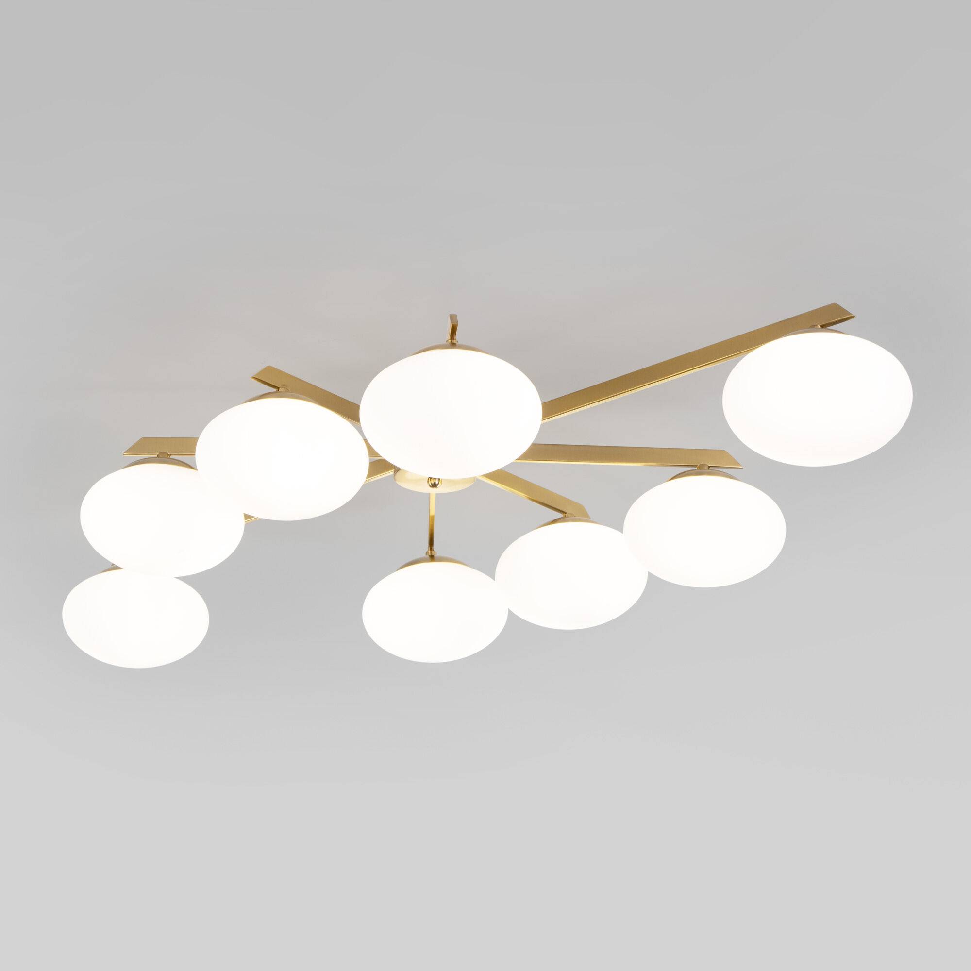 Потолочный светильник Eurosvet Opaline 70220/8 латунь Smart