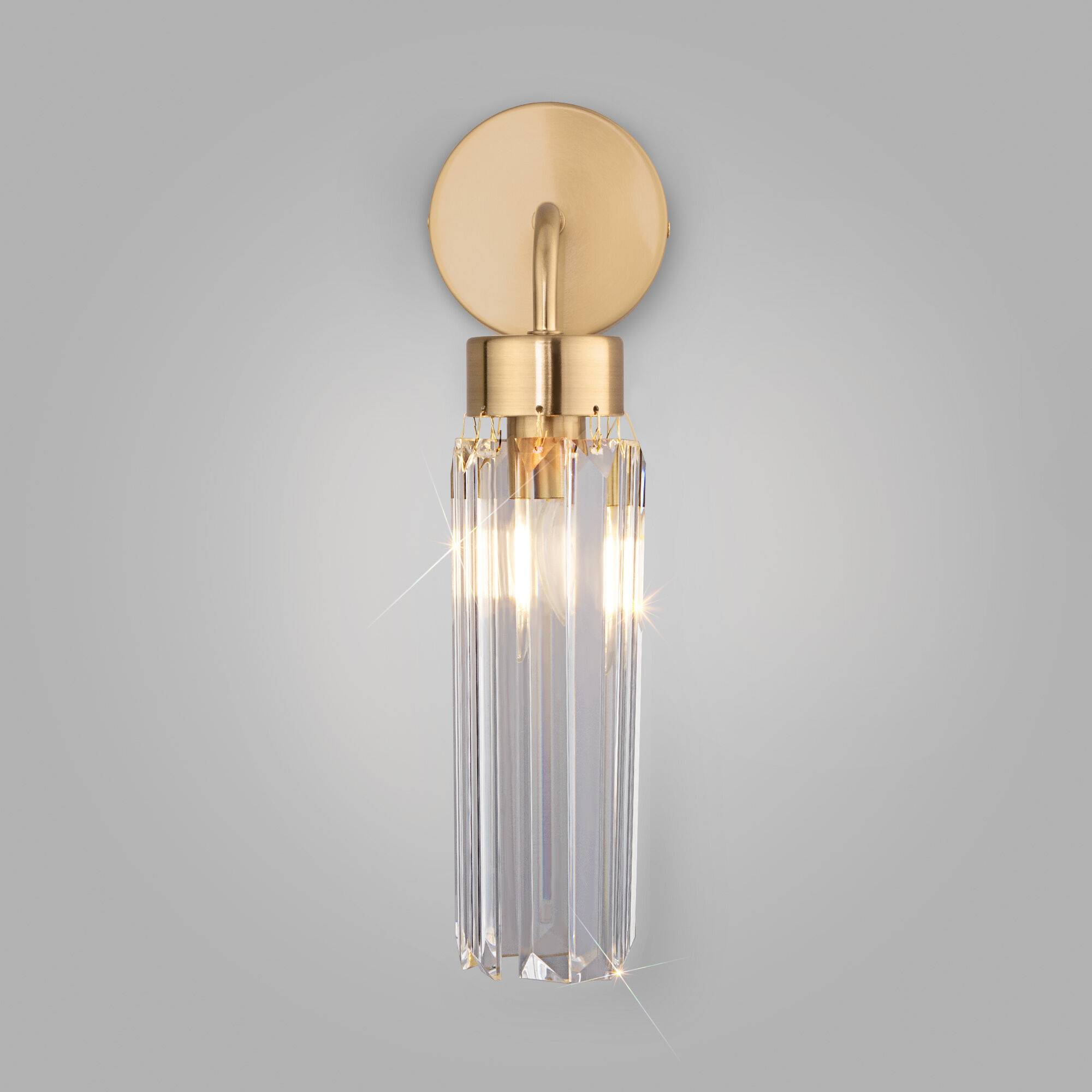 Настенный хрустальный светильник Eurosvet Gilian 60163/1 латунь фото 2