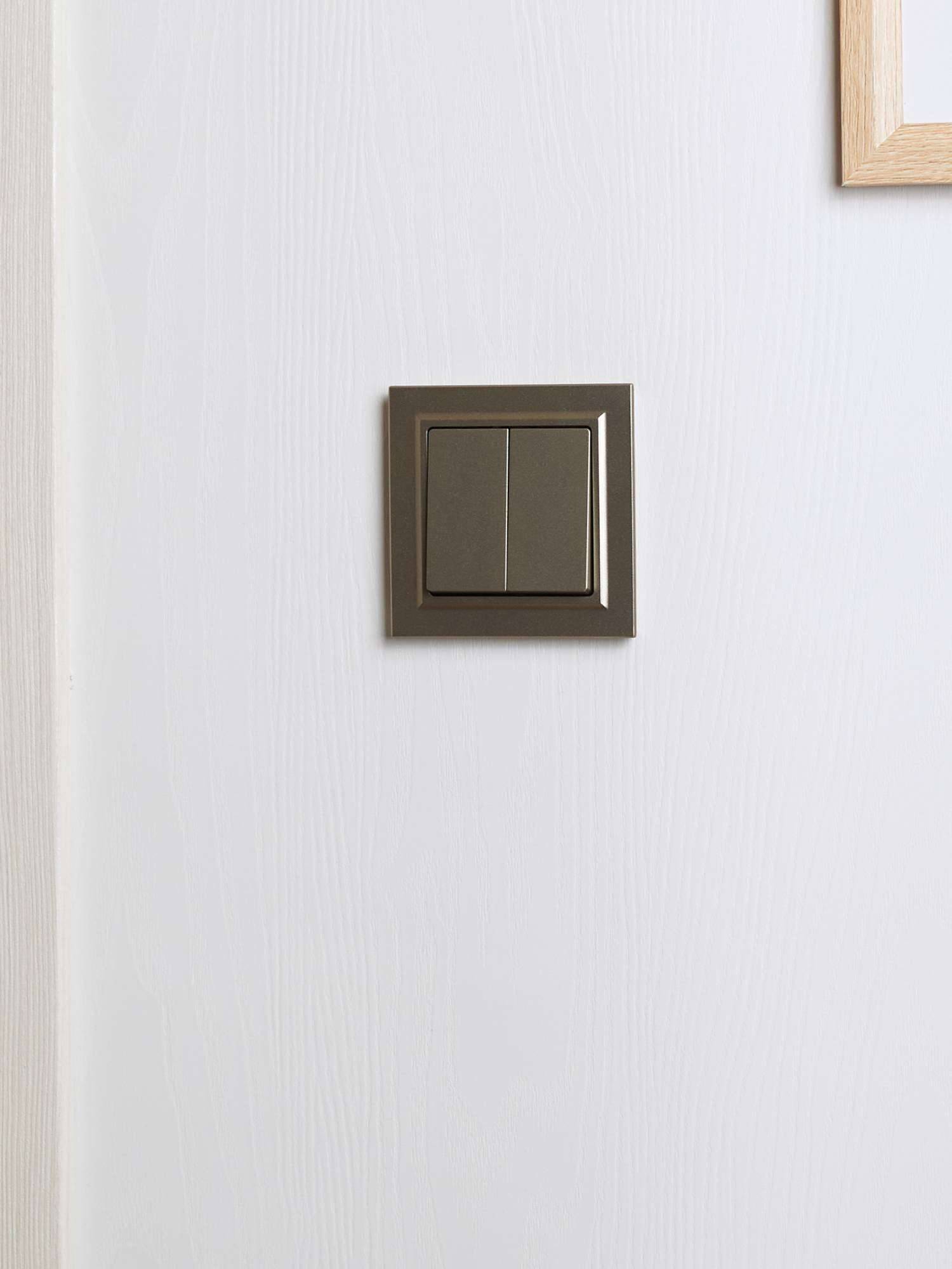 Рамка 1-постовая IEK Brite BR-M12-K37 шампань фото 5