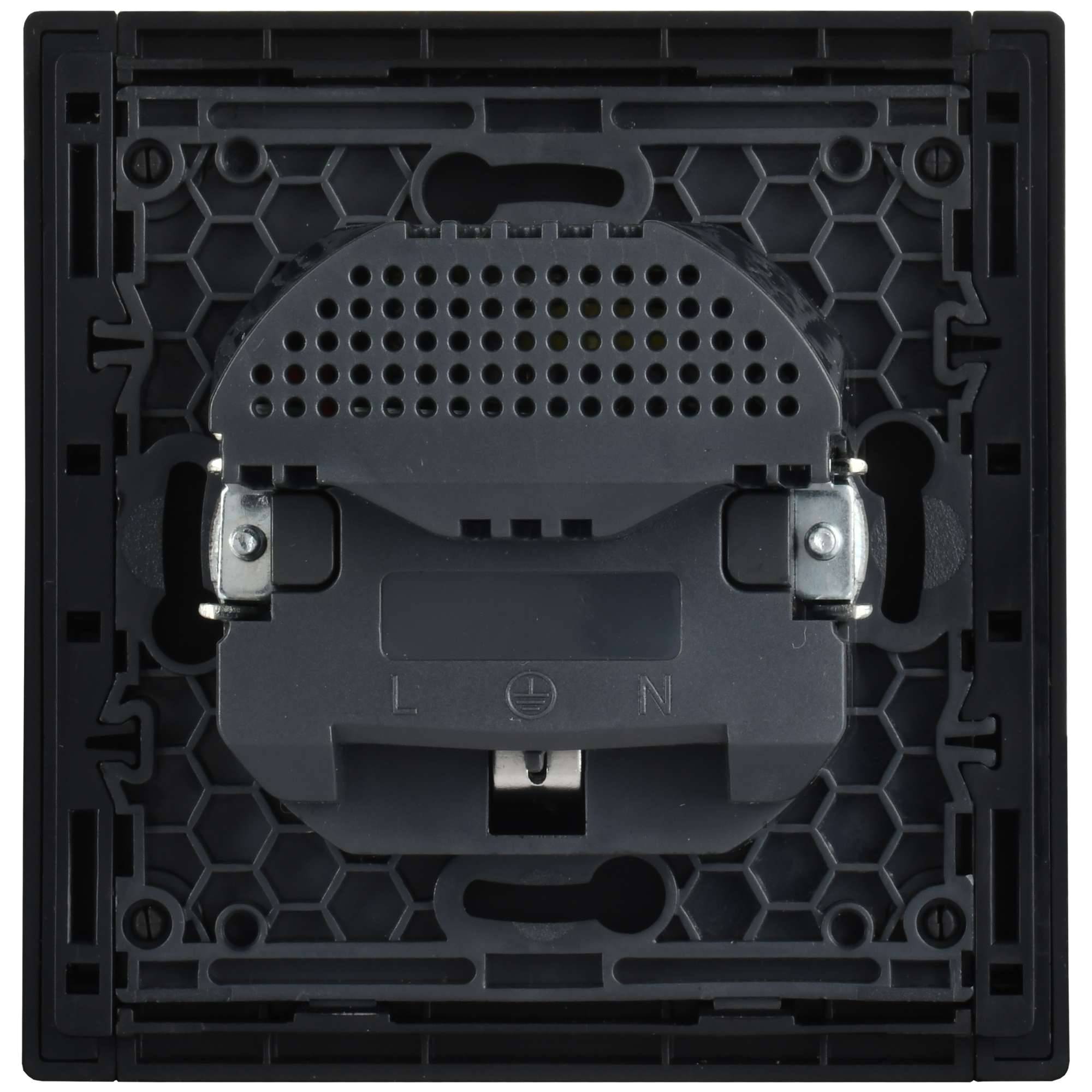 Розетка 1-местная с заземлением, шторками и USB Type A+С IEK Forte&Piano FP-R14-16-U22-018-M-K02 черный фото 4