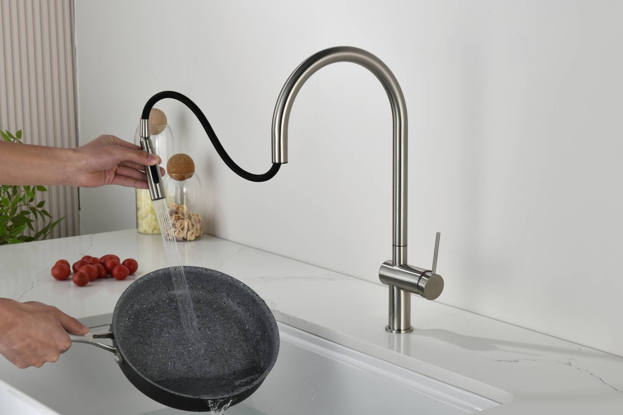 Смеситель для кухни AQUAme Cucina AQM9901BN с выдвижным изливом, никель шлифованный фото 13