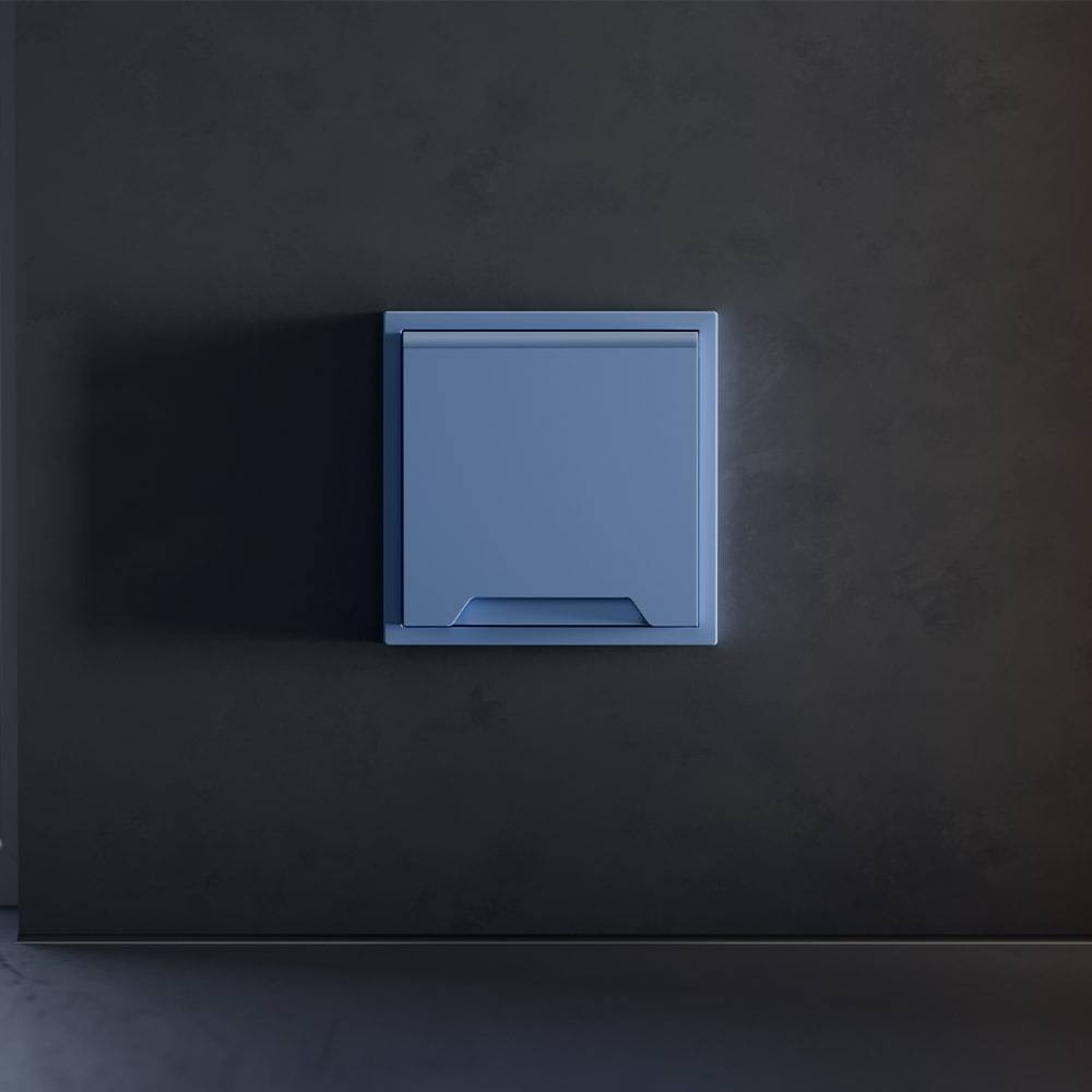 Лицевая панель для розетки с заземлением, шторками и крышкой Voltum S70 VLS000815 деним