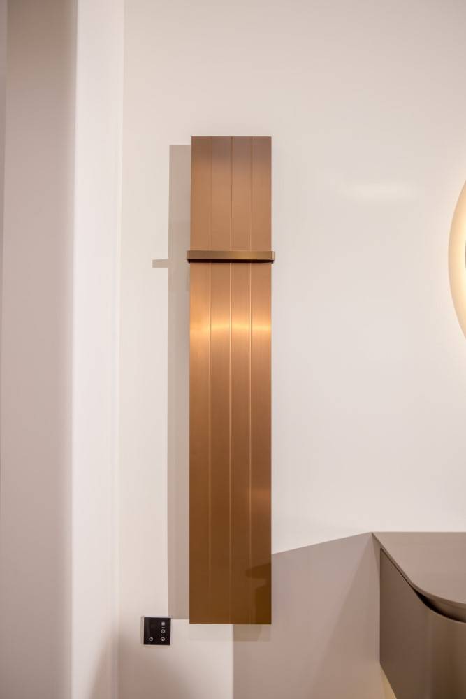 Полотенцесушитель электрический Boheme Flat 725-BRB Brushed Bronze фото 2