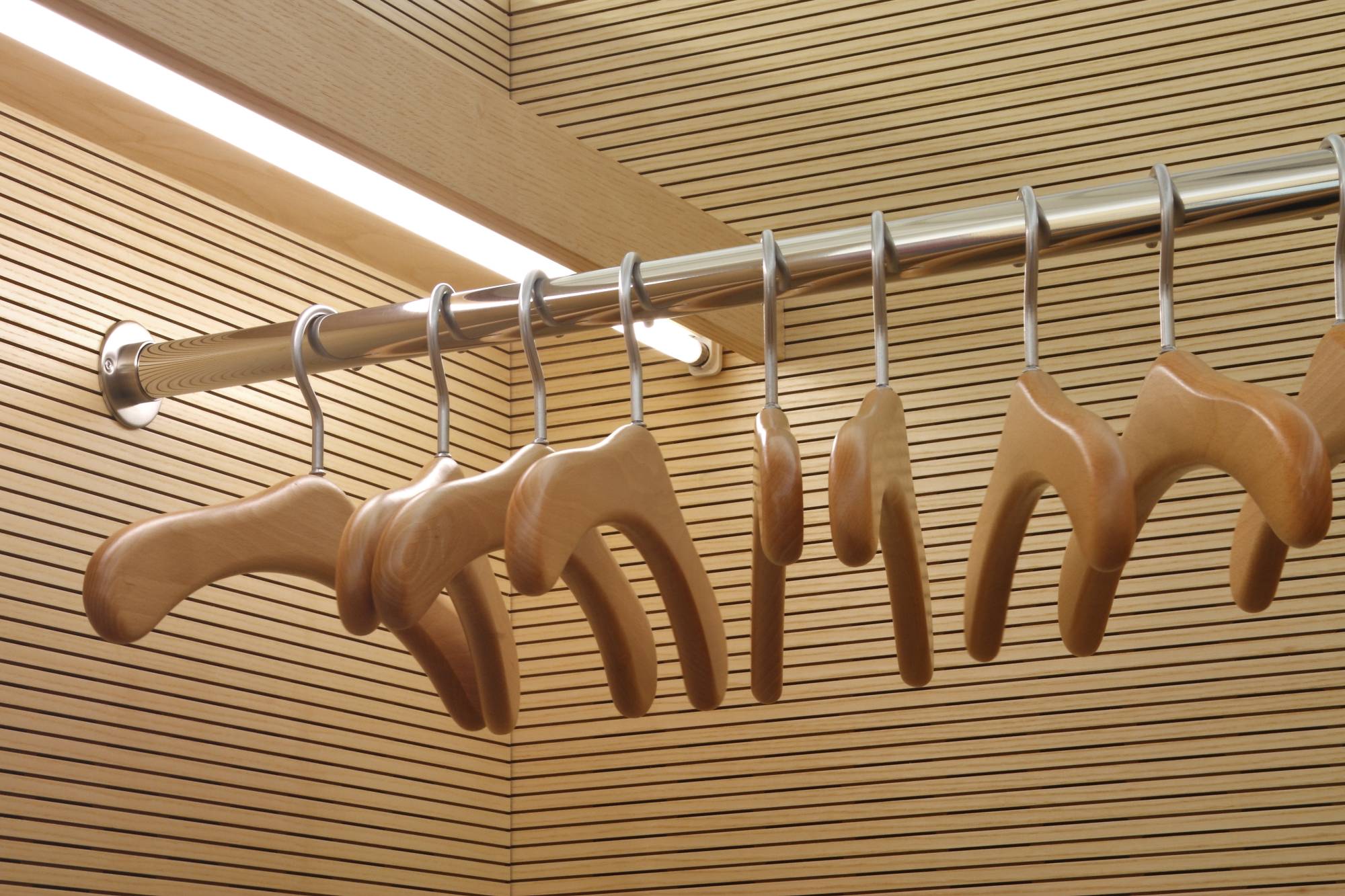 Настенно-потолочный линейный светильник IEK ДБО 1000 LDBO0-1000-01-060-K01 фото 4