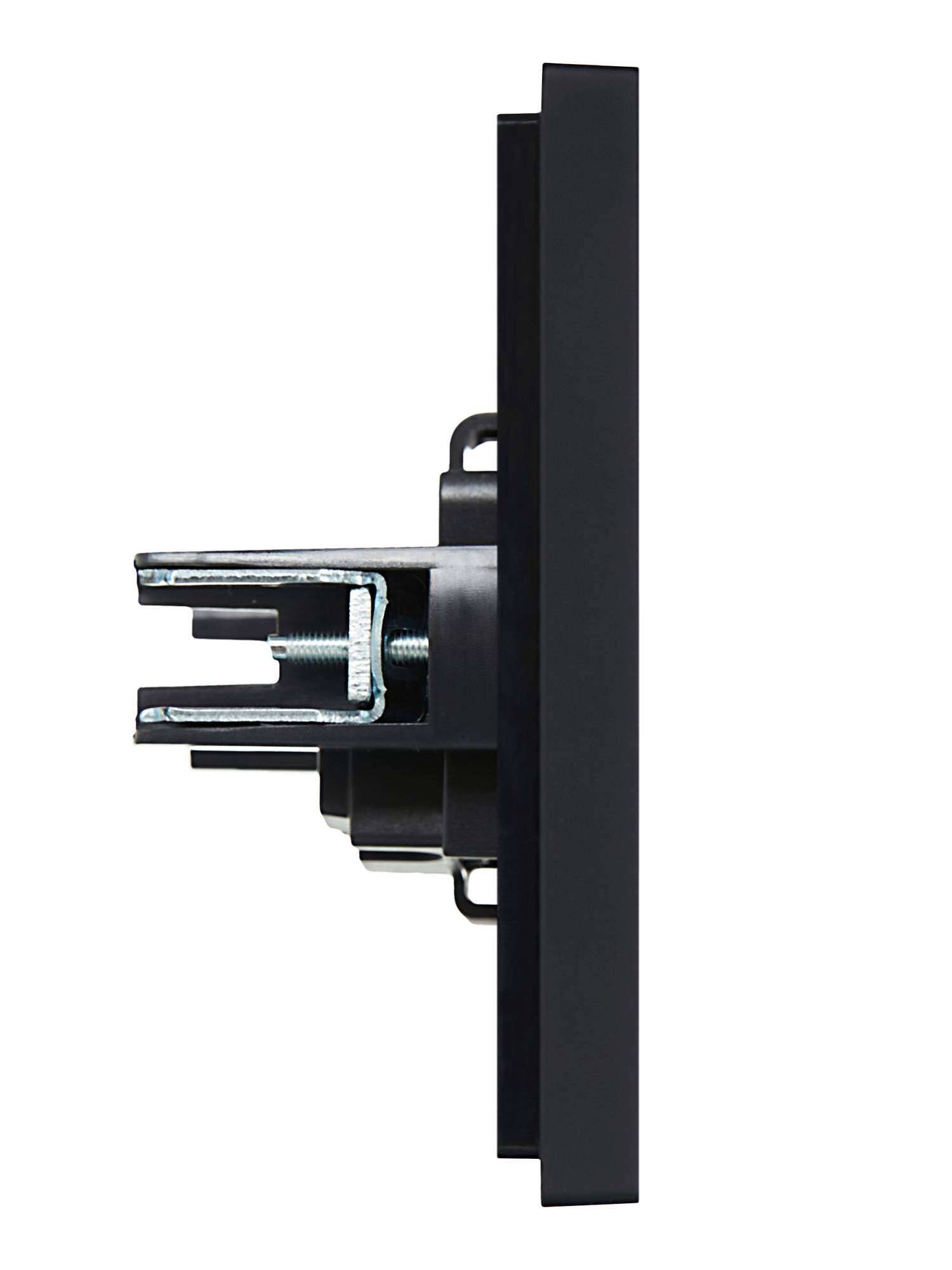 Розетка 1-местная с защитными шторками IEK Forte&Piano FP-R13-10-K02 черный фото 5