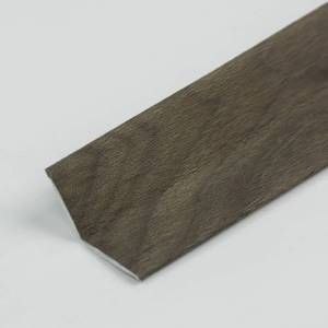 Угол универсальный ВЕК Шпон Орех Мокко 300x2.25x2.25