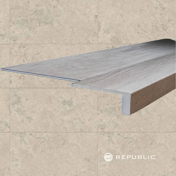 Ступень из кварц-винила Republic Floor Max Grizzly STRENACG002 Bankster 2390x114