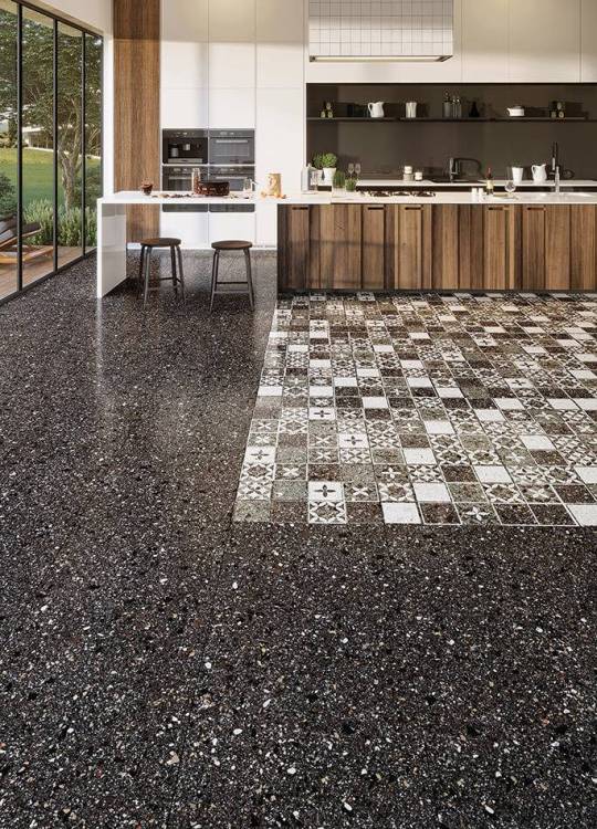 QUA Granite Alone