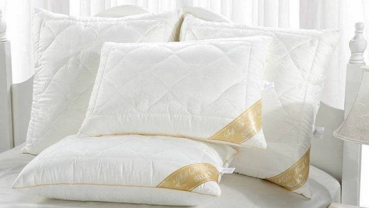 Подушка Sofi De MarkO Silk SDM_4627103030084