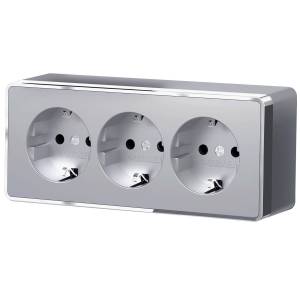 Розетка тройная с заземлением и шторками Werkel Gallant W5073106