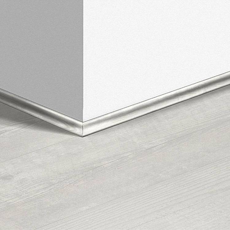 Плинтус Quick-Step QSVSCOT40204 17x17x2400