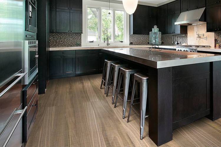 Пробковое покрытие Corkstyle Wood XL Milan Nut Замковое 1235x200x10