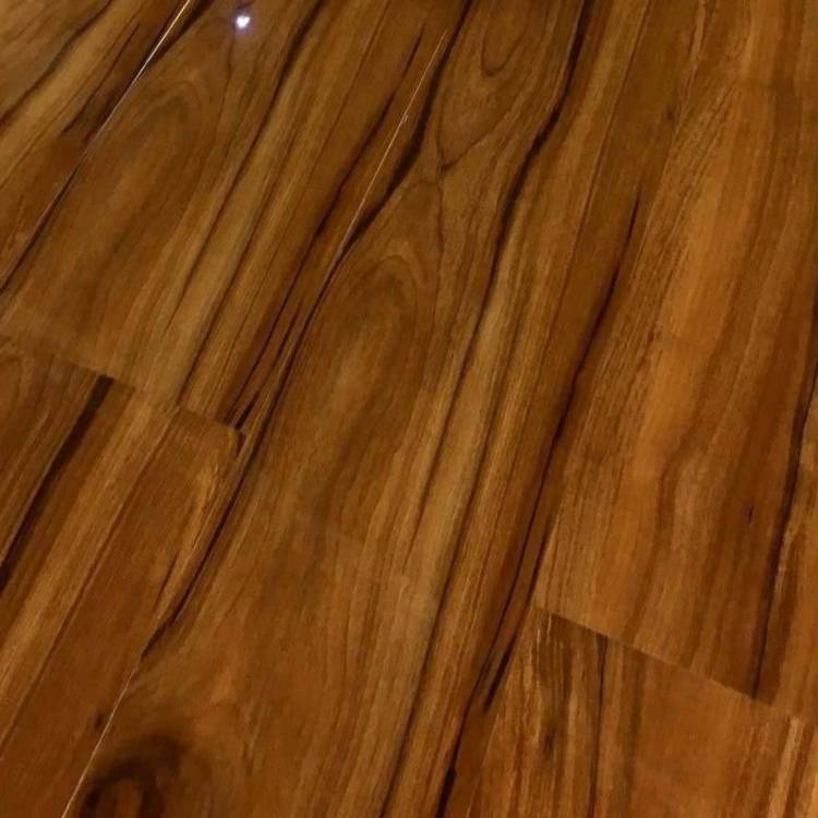 Ламинат Mostflooring High Glossy 12/33 4V 11910 Орех 1217x168