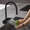 Смеситель для кухни Hansgrohe Aquno Select M81 73831670 черный фото 2