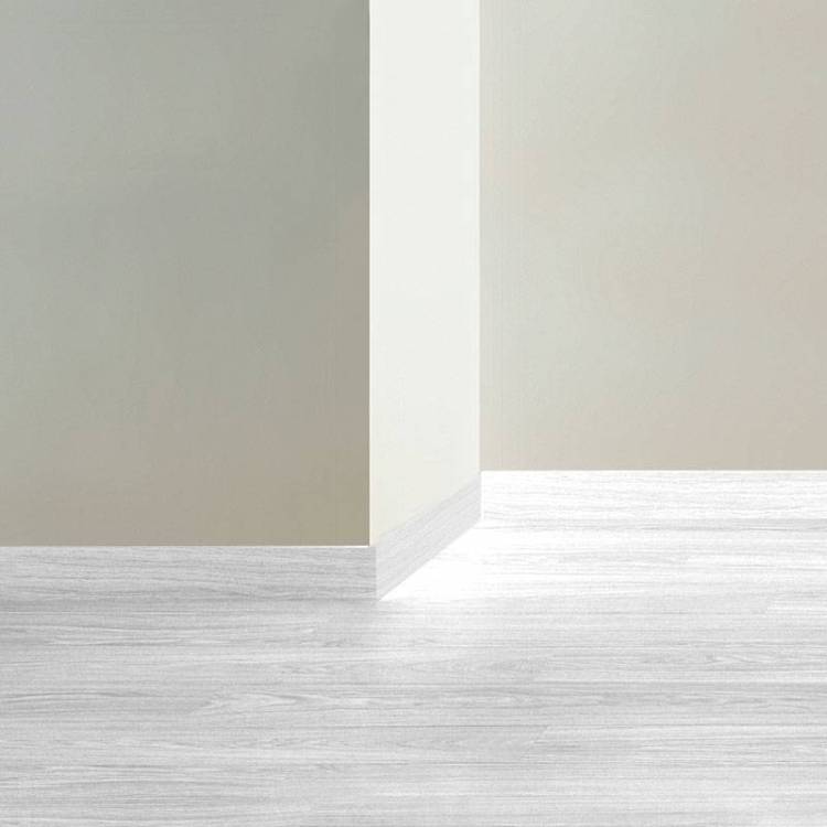 Плинтус Quick-Step QSPSKR06076 77x14x2400