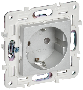 Розетка 1-местная с заземлением IEK Skandy SK-R11-16-K23 серебряный