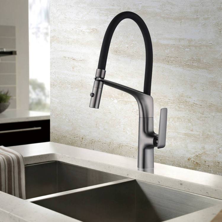 Смеситель для кухни Vincea VKF-115GM с гибким изливом, вороненая сталь