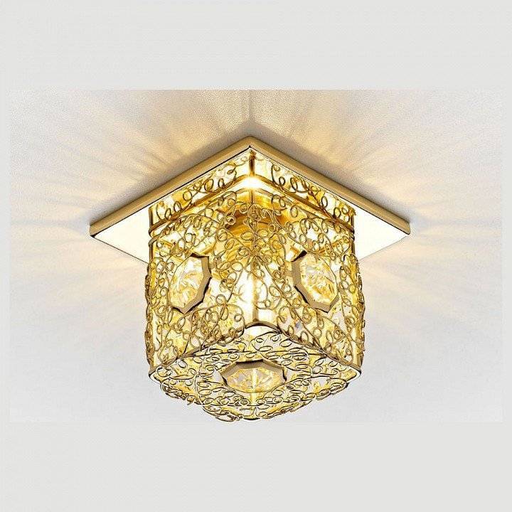 Встраиваемый точечный светильник Ambrella light Desing D1003 G/CL