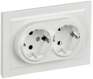 Розетка 2-местная с заземлением и шторками IEK Brite BR-R24-16-K01-F белый