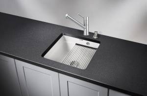 Мойка кухонная Granula Kitchen Space 4501U+0010 со смесителем, арктик