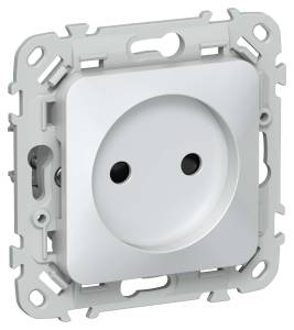 Розетка 1-местная с защитными шторками IEK Flite FI-R13-10-1-K36 жемчуг