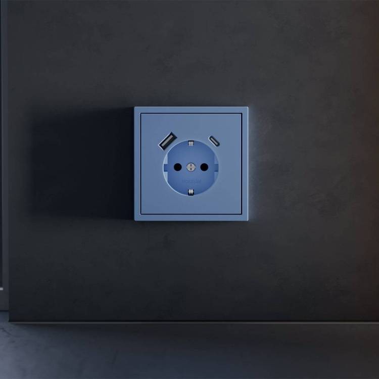 Лицевая панель для розетки с заземлением, шторками и USB Type A+C Voltum S70 VLS001015 деним