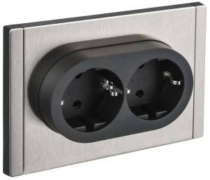 Розетка 2-местная с заземлением и шторками IEK Forte&Piano FP-R24-16-1-M-K50 никель