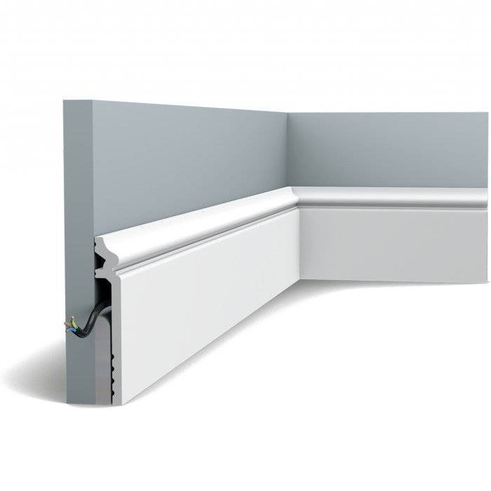 Плинтус Orac Decor Fundamentals SX186 200x2.2x13.8