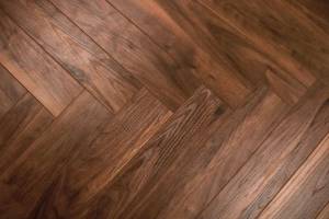 Ламинат Kronparket Sherwood 12/34 44785 4V Орех Леман 600x100