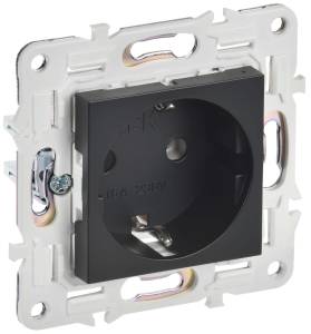 Розетка 1-местная с заземлением IEK Skandy SK-R11-16-K02 черный