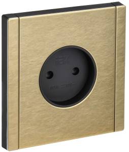 Розетка 1-местная с защитными шторками IEK Forte&Piano FP-R13-10-M-K37 шампань