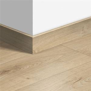 Плинтус Quick-Step QSPSKR01847 Дуб светлый 2400x77x14