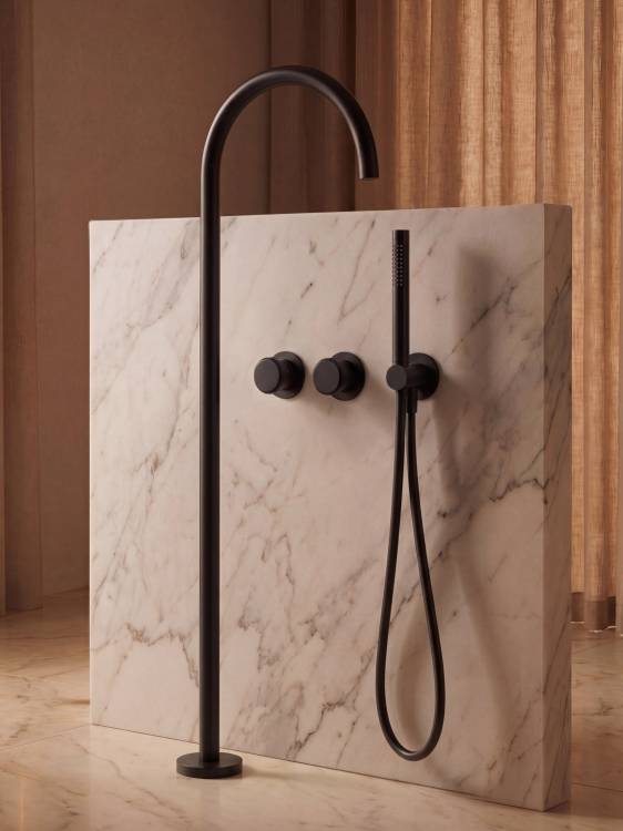 Смеситель для ванны AltroBagno Рикко (Ricco) 020205 MB черный матовый