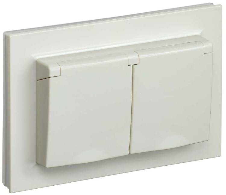 Розетка 2-местная с заземлением, шторками и крышкой IEK Brite BR-R26-16-44-K10-F бежевый