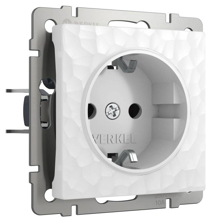 Розетка с заземлением Werkel Hammer W1271001