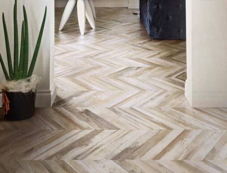 Bonaparte Hardwood