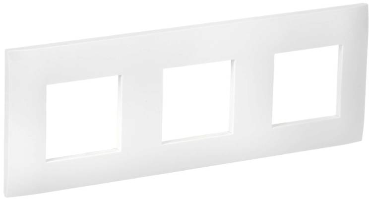 Рамка 3-постовая IEK Skandy SK-M32-K01 арктический белый