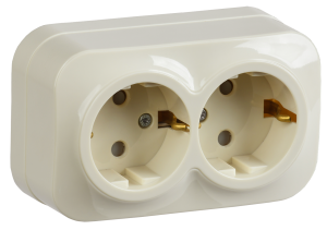 Розетка 2-местная с заземлением и шторками IEK Glory ERH24-K33-16 кремовый