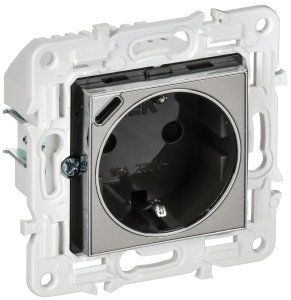 Розетка 1-местная с заземлением, шторками и USB Type С IEK Skandy SK-R14-16-U14-018-K50 никель