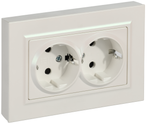 Розетка 2-местная с заземлением и шторками IEK Brite BR-R28-16-K36-F жемчуг