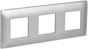 Рамка 3-постовая IEK Skandy SK-M32-K23 серебряный