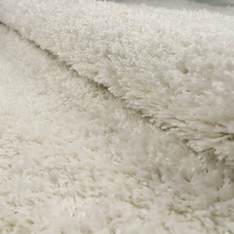 Ковролин Urggazcarpet Shaggy Bravo 110 beyaz (рулон: 4x25=100 м2)