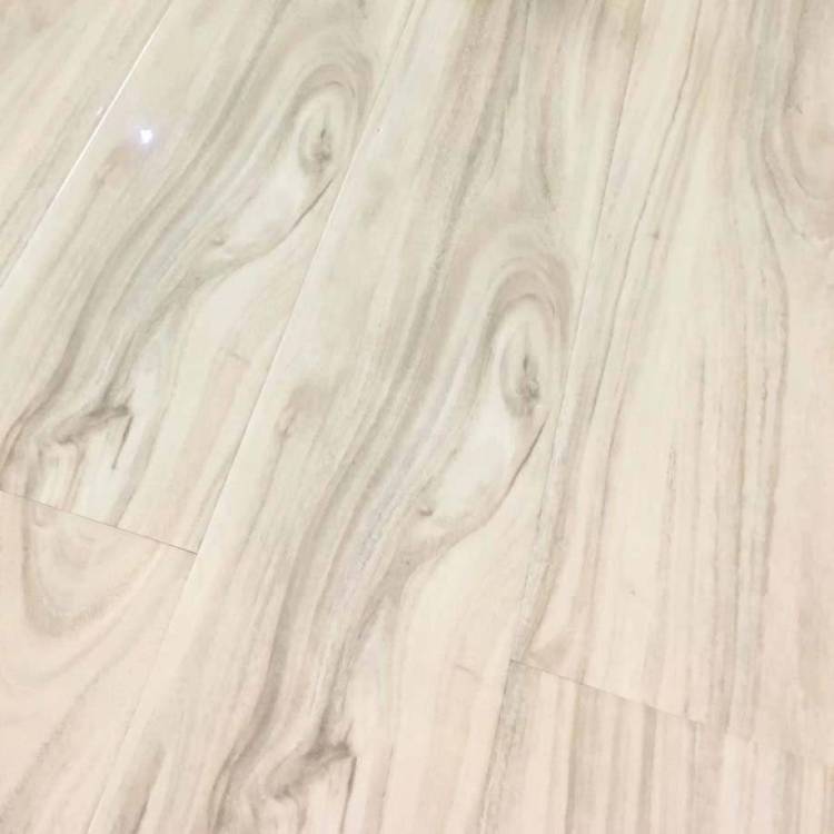 Ламинат Mostflooring High Glossy 12/33 4V 11911 Дуб жемчужный 1217x168