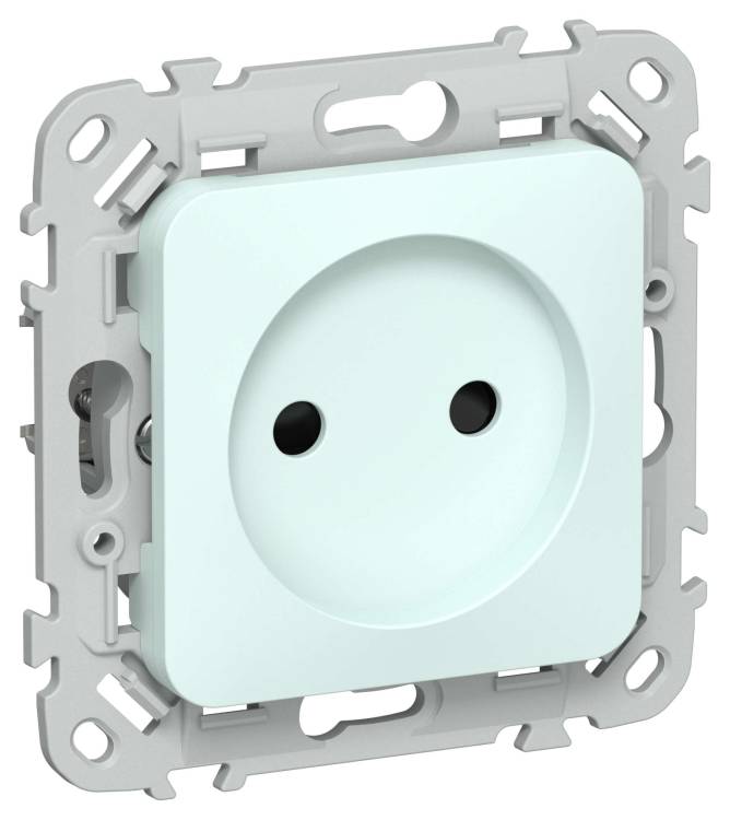 Розетка 1-местная с защитными шторками IEK Flite FI-R13-10-1-K94 холодный лед