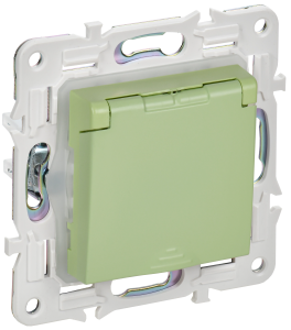 Розетка 1-местная с заземлением, шторками и крышкой IEK Skandy SK-R16-16-44-K06 мятный