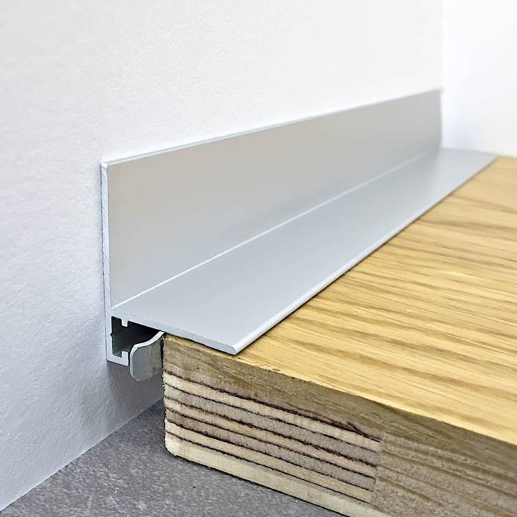 Микроплинтус TeckWood RAL 7047 L-20 Муар Серый 2000x21x16