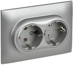 Розетка 2-местная с заземлением IEK Skandy SK-R21-16-K23-F серебряный