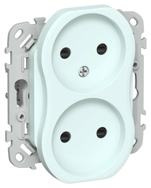 Розетка 2-местная с защитными шторками IEK Flite FI-R23-10-1-K94 холодный лед