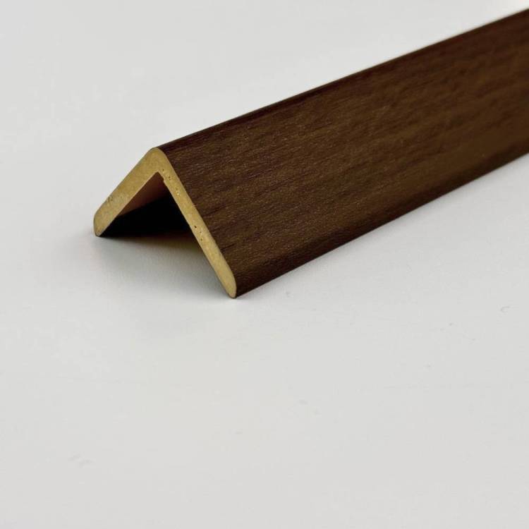 Уголок Bonaparte Corner сlassic nut 280x2.5x2.5