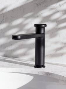 Смеситель для раковины AltroBagno Рикко (Ricco) 0162 MB черный матовый